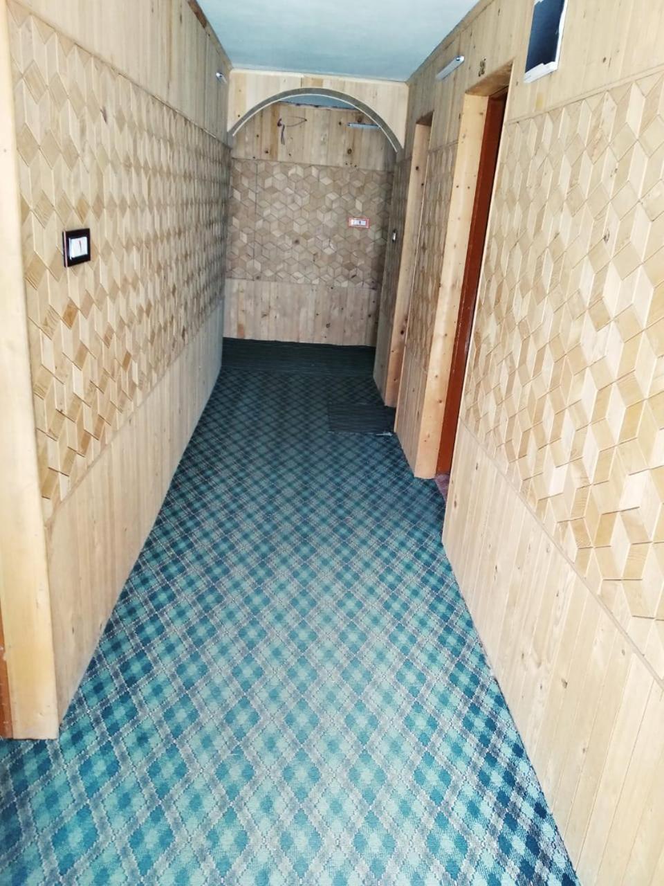 Hotel King Palace Pahalgām Dış mekan fotoğraf