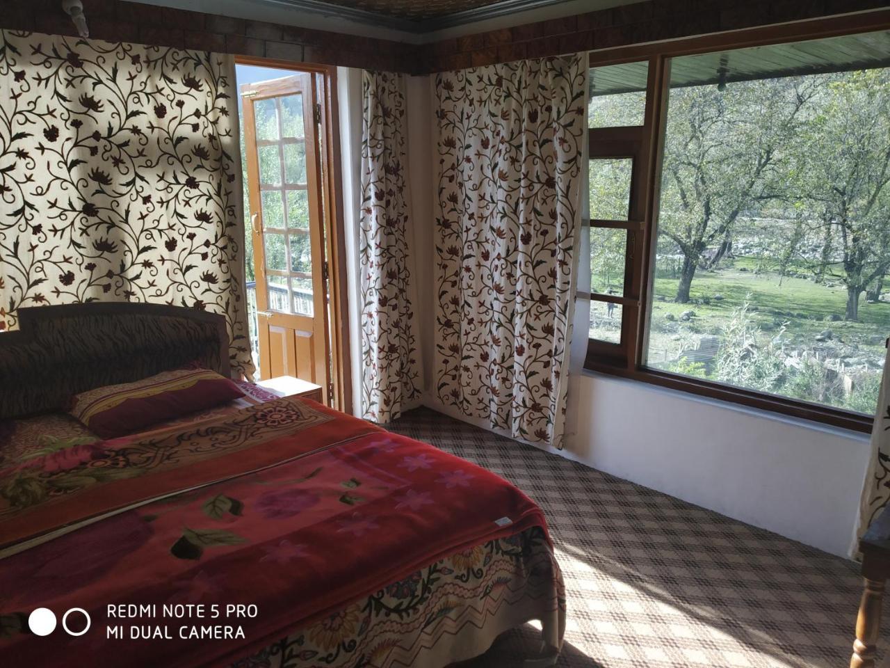 Hotel King Palace Pahalgām Dış mekan fotoğraf