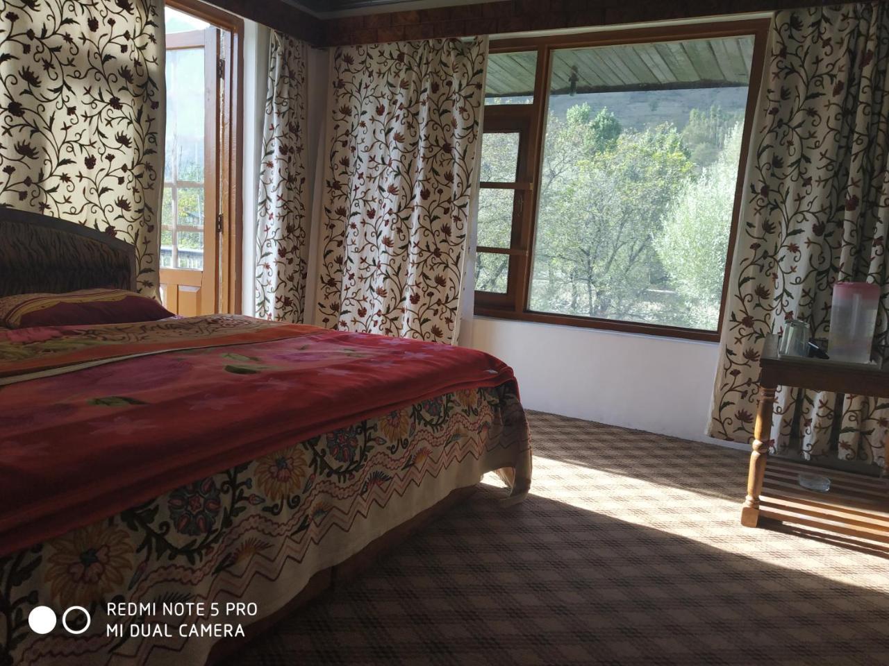 Hotel King Palace Pahalgām Dış mekan fotoğraf