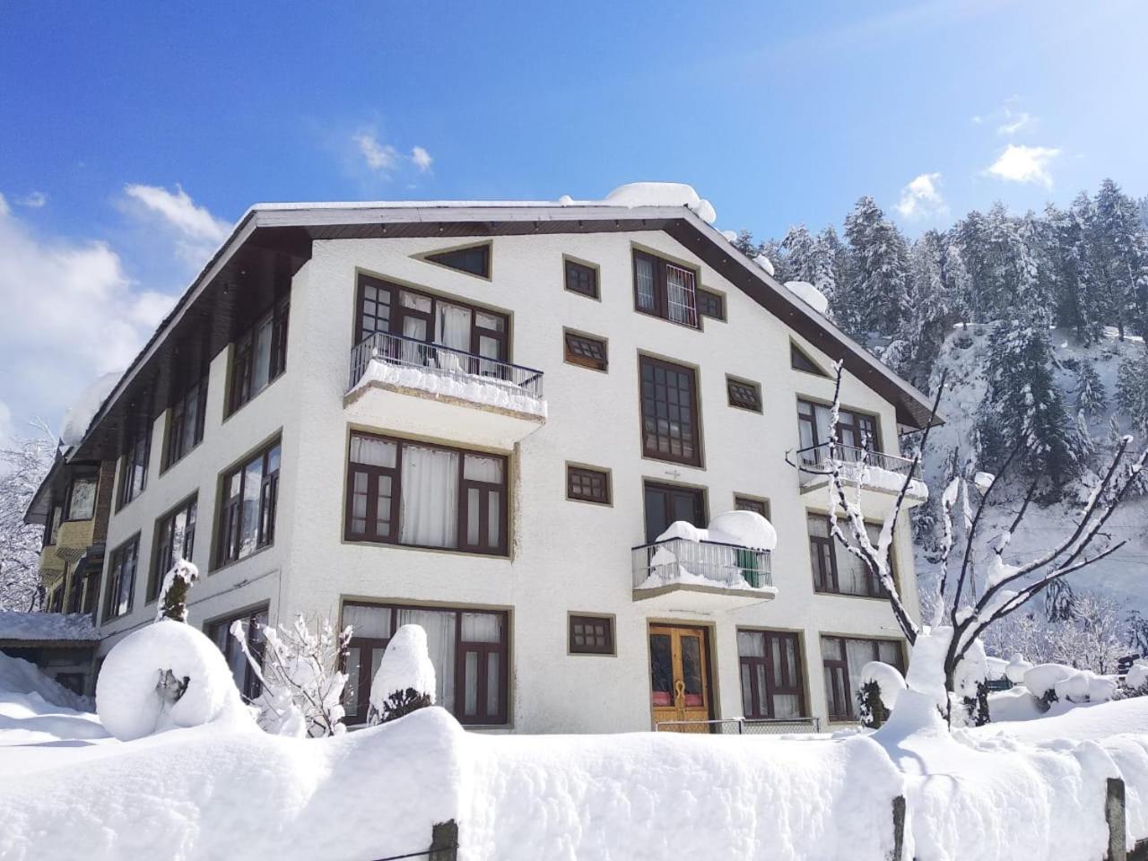 Hotel King Palace Pahalgām Dış mekan fotoğraf
